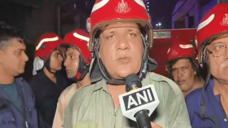 India News | Delhi: Fire Breaks out in Closed Factory in Deoli Area; Officials Suspect Foul Play
