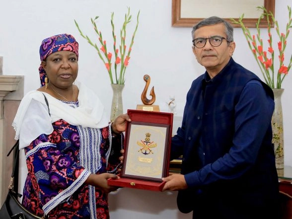 World News |   India, Chad Discuss Strengthening Cooperation in Military Training, Counter-terrorism