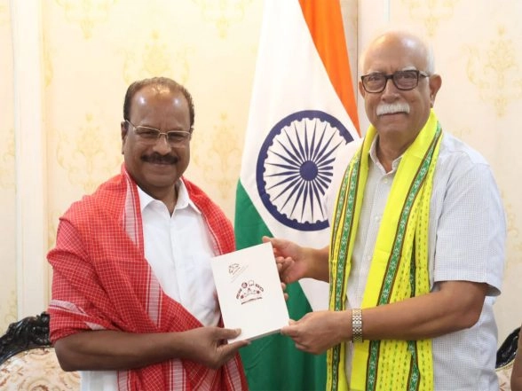 LatestLY - Politics Business - News Image