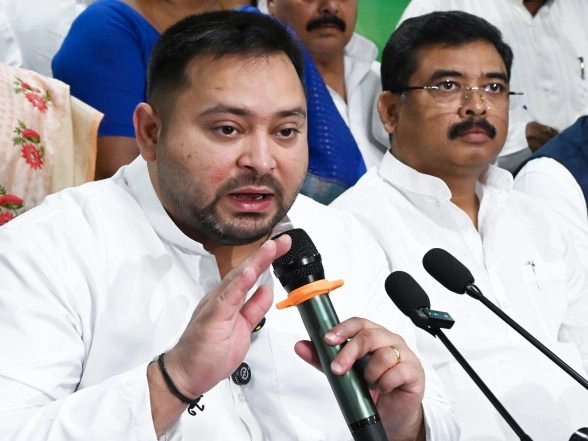 India News | Bihar Assembly Polls: Tejashwi Likely to Be Announced Mahagathbandhan's CM Face Today