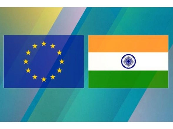 Business News | Piyush Goyal Discusses Outstanding Issues Around FTA with EU Commissioner for Trade
