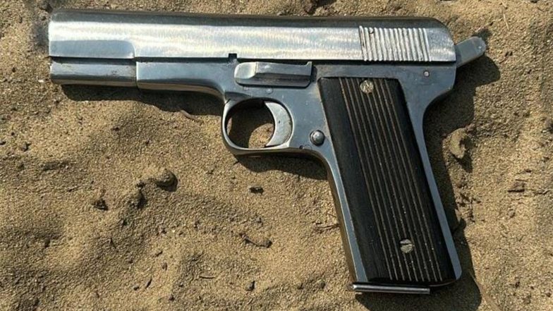 India News | Punjab Police Arrests Father-son Duo over Firing Incident at Jewellery Shop in Hoshiarpur