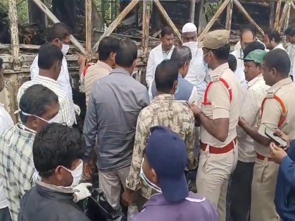 LatestLY - Business - News Image