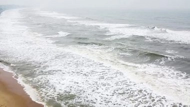 India News | Heavy Rain, Thunderstorms Likely in Parts of Gujarat: IMD