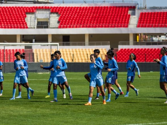 Sports News | India Women's Football Team Gear Up to Face Nepal in Last Tri-Nation Clash