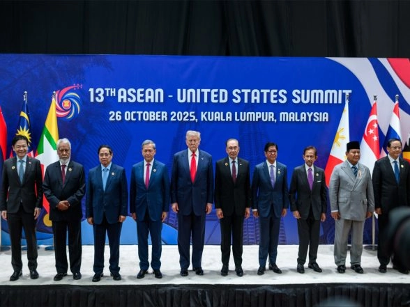 World News | US Signs Trade Treaties with Cambodia and Malaysia Inks Framework Agreement with Thailand, Vietnam