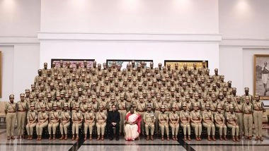 India News | Indian Police Service Probationers Meet President Droupadi Murmu at Rashtrapati Bhavan