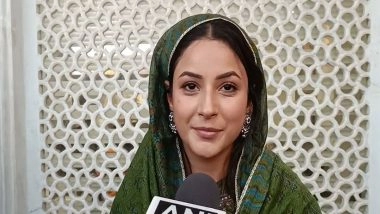 Entertainment News | Shehnaaz Gill Offers Prayers at Shri Harmandir Sahib in Punjab