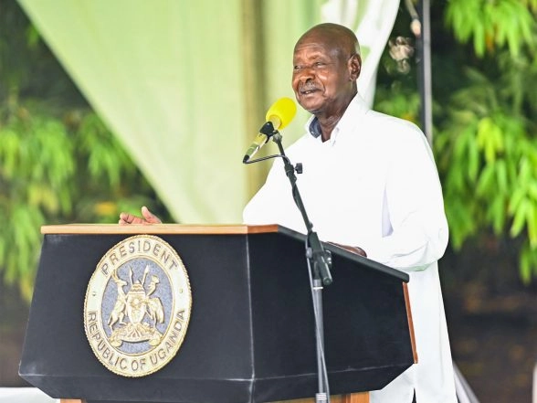 World News | Uganda President Museveni Commends India's Entrepreneurial Spirit at Diwali Dinner