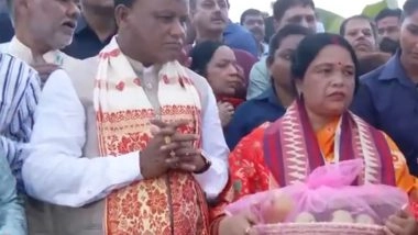 India News | Odisha CM Mohan Charan Majhi Performs Chhath Puja Rituals Along with Wife in Bhubaneswar