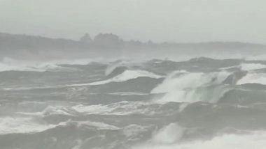 India News | Rough Seas, Strong Winds, Rainfall in Coastal Andhra, Odisha; Cyclone Montha Set to Cross Land This Evening