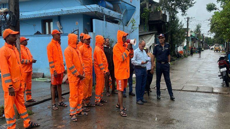 India News | Cyclone Montha: NDRF Deploys Teams in Likely Affected Coastal Districts