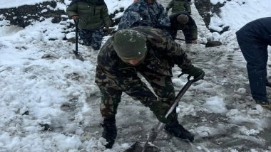 World News | Nepali Security Forces Rescue over 1,500 Tourists from Himalayas Post Heavy Snowfall