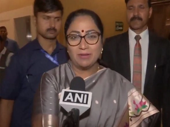 India News | Rekha Gupta Lashes out at Rahul Gandhi, Calls Opposition Alliance a "Maha'thag'bandhan"