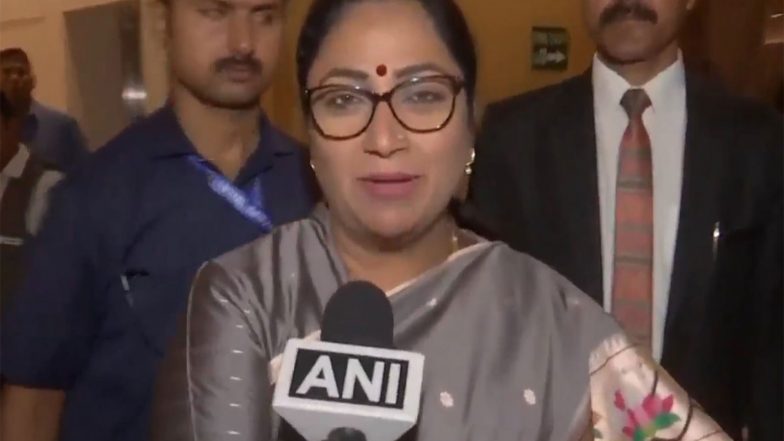 India News | Rekha Gupta Lashes out at Rahul Gandhi, Calls Opposition Alliance a "Maha'thag'bandhan"