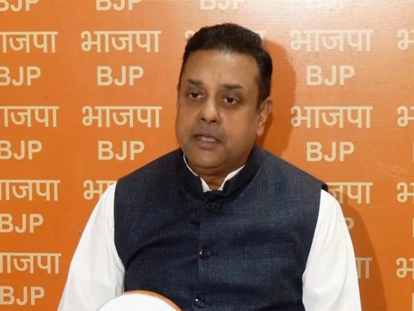 India News | Congress Continuously Pursuing Appeasement: BJP's Sambit Patra Slams Singing of Bangladesh National Anthem at Party Meet