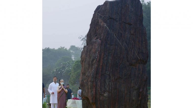 India News | Rahul Gandhi, Sonia Gandhi, Kharge Pay Tribute to Former Prime Minister Indira Gandhi