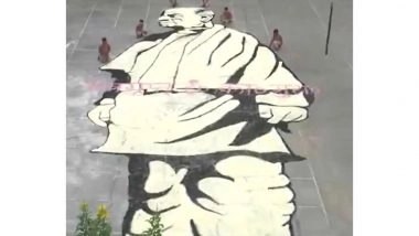 India News | School Children in Moradabad Create Giant Portrait of Sardar Vallabhbhai Patel on Rashtriya Ekta Diwas