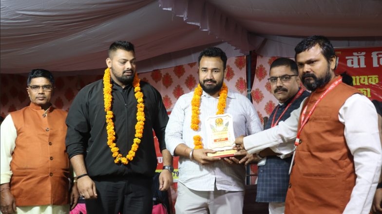 Business News | Sandeep Khasa Honoured by Pravasi Jan Kalyan Sangh at 17th Vishal Chhath Puja Samaroh in Gurgaon