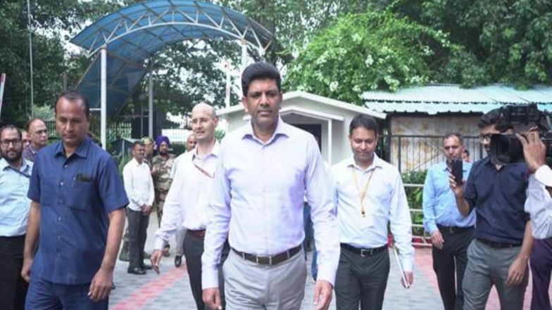 India News | Special Campaign 5.0: MoS Communications Reviews Cleanliness Initiatives at Sanchar Bhawan