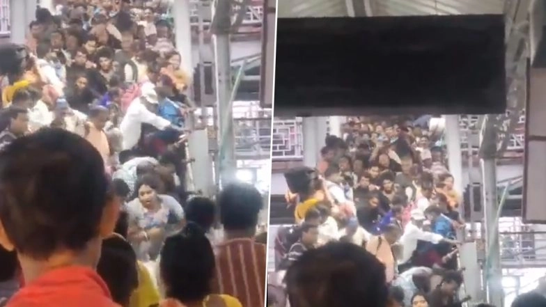 West Bengal Stampede: At Least 12 Injured After Stampede Breaks Out As Passengers Rush To Catch Trains at Bardhaman Railway Station (Watch Video)