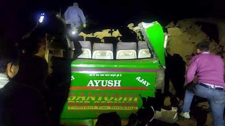 Bilaspur Bus Accident: At Least 18 Killed As Landslide Hits Bus in Himachal Pradesh's Bhalughat, Rescue Operations Underway (See Pics)