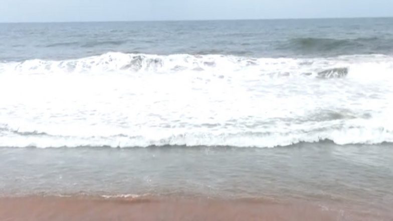 Cyclone Montha Landfall Process Begins off Andhra Pradesh Coast, To Continue for 3–4 Hours, Says IMD