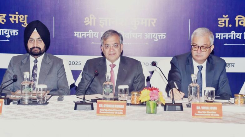 Bihar Assembly Elections 2025: ECI Allows 12 Alternative Photo IDs Apart From EPIC for Voting; Announces Special Arrangements for ‘Purdanasheen’ Women