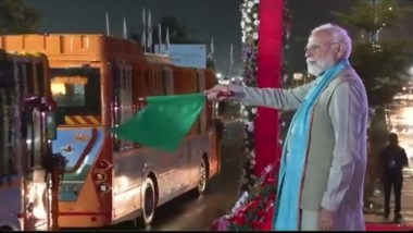 PM Narendra Modi Flags Off 25 New E-Buses at Statue of Unity in Kevadia, Launches Green Mobility Drive for Tourists (Watch Video)