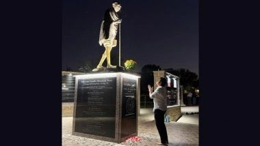 Gandhi Jayanti 2025: Sachin Tendulkar Visits Mahatma Gandhi's Statue in Irving, Pens Heartfelt Note Remembering Father of Nation