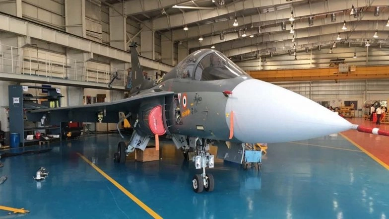 Tejas Mk1A Fighter Jet to Witness Maiden Flight Off From Nashik in Presence of Defence Minister Rajnath Singh; Indian Air Force Still Awaits Delivery
