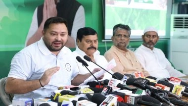 Tejashwi Yadav Promises Permanent Jobs for Contractual Employees; INR 30,000 Salary for Jivika Didis If Mahagathbandhan Voted to Power