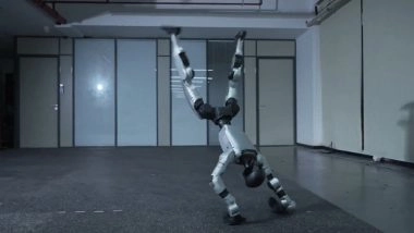 Unitree G1 Kungfu Kid V6.0: Unitree Robotics Showcases Its Humanoid Robot’s Kung Fu Skills and Back Flipping Ability (Watch Video)