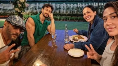 Tiger Shroff Enjoys Quality Time with Family, Posts Happy Dinner Outing Photo with Jackie Shroff, Ayesha Shroff and Krishna Shroff (View Pic)