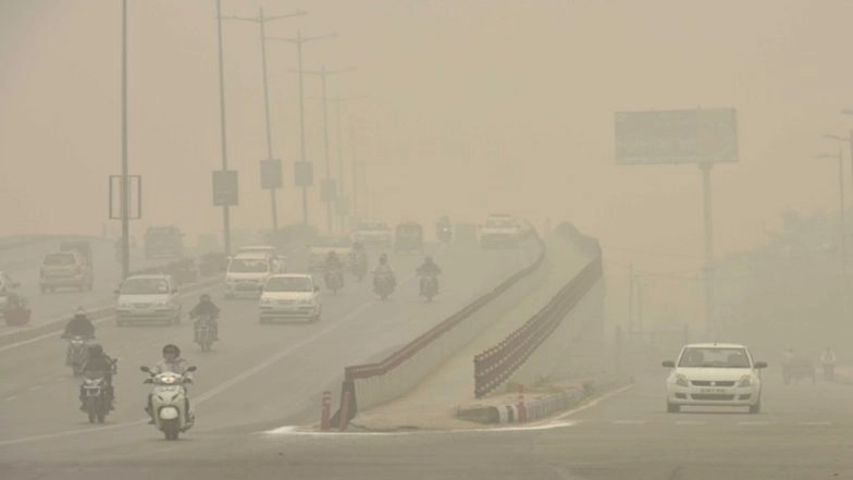 ‘Stop Blaming Deepawali for Sins of AAP’: BJP Blames Punjab Government, Farm Fires for Bad Air in Delhi Around Diwali