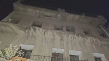 Delhi Fire: Massive Blaze Erupts in Closed Deoli Factory, Officials Say It Might Have Been Deliberate Act or Caused by Firecracker (Watch Videos)