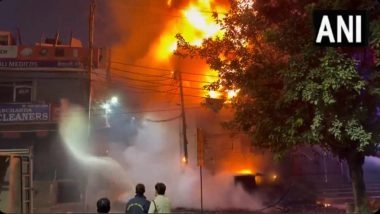 Haryana Fire: Massive Blaze Erupts at Showroom in Gurugram; Efforts Underway to Douse Flames (Watch Videos)