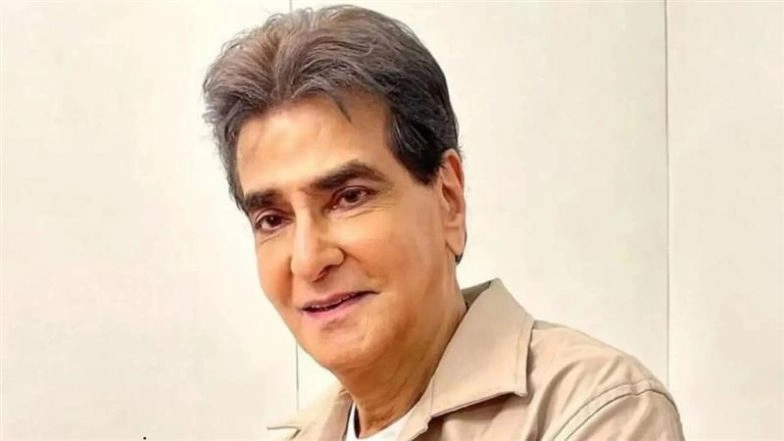 ‘Just a Minor Fall’: Tusshar Kapoor Shares Health Update on His Father Jeetendra After Veteran Actor Falls on Floor at Zarine Khan’s Prayer Meet in Mumbai