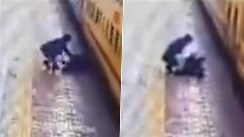 Hyderabad: RPF Constable Saves Passenger From Falling Under Moving Train at Kacheguda Station, CCTV Video Goes Viral