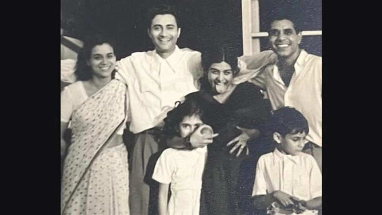Shekhar Kapur Remembers Mother Sheel Kanta Kapur on Her Birth Anniversary With Throwback Photo With Uncle Dev Anand (See Pic)