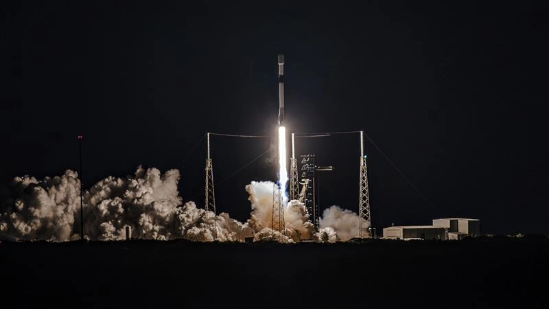 SpaceX Falcon 9 Launches 29 More Starlink Satellites to Low-Earth Orbit From Florida To Boost Satellite Internet Connection