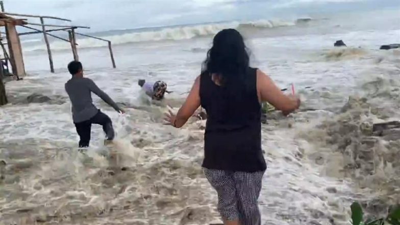 Typhoon Fung-Wong: Storm Approaches Taiwan, Schools and Offices Closed Amid Heavy Rain Alert (Watch Video)