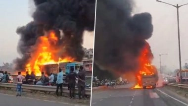 Pune-Bengaluru Highway Accident: At Least 8 Dead, Over 20 Injured After Car Crushed Between 2 Container Trucks (Watch Videos)