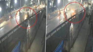 Ambernath Flyover Horror: Car Jumps Divider After Driver Suffers Heart Attack, Mows Down Multiple 2-Wheelers; 4 Dead, Several Injured in Shocking Crash (Watch Video)