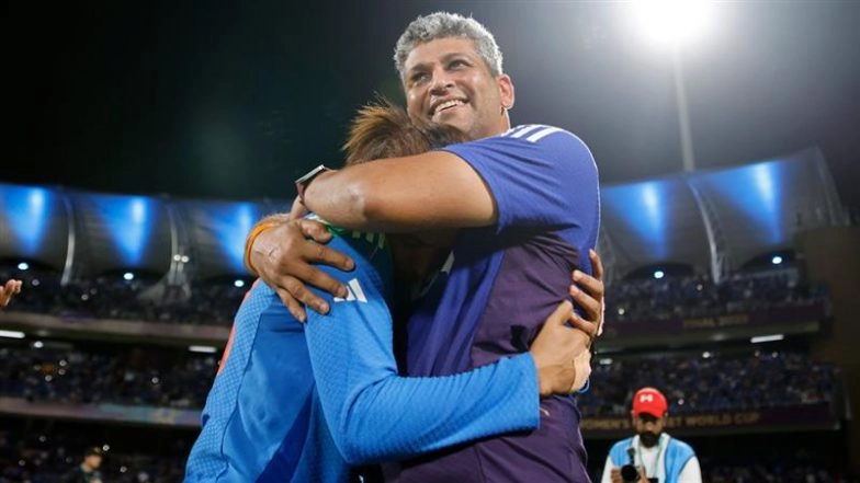 Amol Muzumdar Reflects on Celebrating ICC Women’s World Cup 2025 Win With Prime Minister Narendra Modi and President Draupadi Murmu, Says ‘Couldn’t Have Asked for More’ (Watch Video)