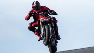 2025 Ducati Streetfighter V4, Ducati Streetfighter V4 S Launched in India; Check Price, Key Specifications and Features