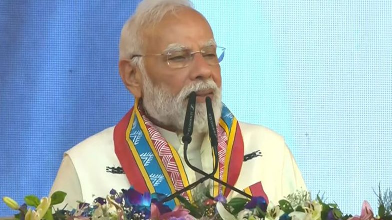 India News | Days Not Far for Maoism to End in India, Naxalism Down to 3 District: PM Modi Lauds Mass Surrender