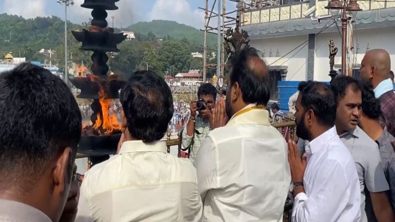 India News | Prayers Offered at Lord Venkateswara Temple for Indian Women's Cricket Team Ahead of World Cup Final