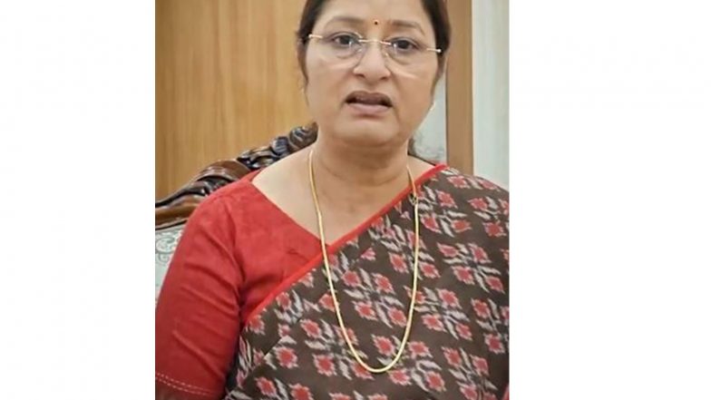 India News | Union Minister of Women and Child Development Congratulates Team India for Lifting 2025 Women's WC Trophy