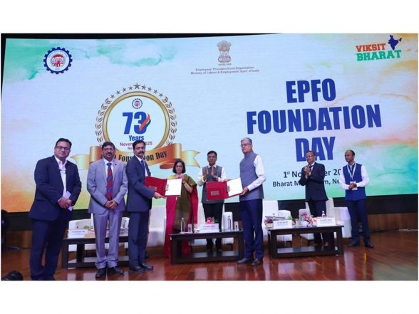 Business News | India Post Payments Bank Signs MoU with EPFO for Doorstep Digital Life Certificate Services